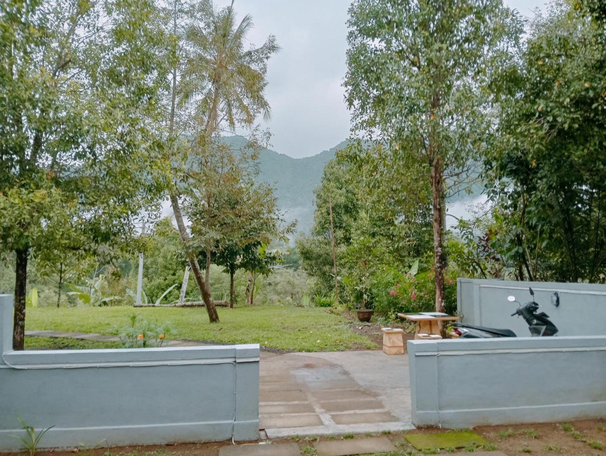 Jepun Homestay Lemukih Singaraja  Luaran gambar